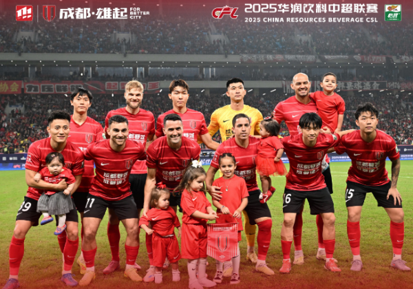 凯狮优配 热议蓉城无缘冠军：关键时刻掉链子，中超队双线作战还是没戏